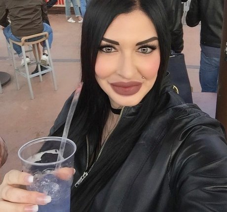 elisabetta mediterraneagirl only fans xxx