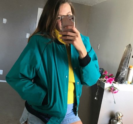 Autumn Brianne onlyfans strip