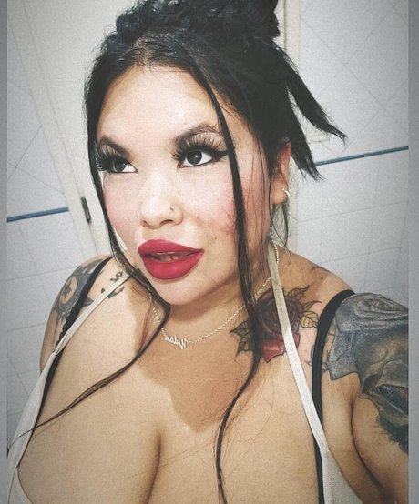 Naty Mari onlyfans leake