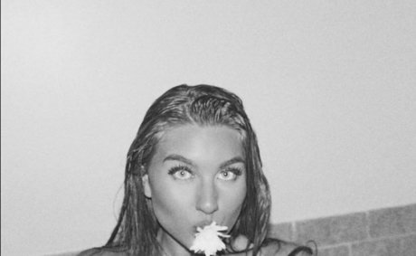 Trinity Charlton onlyfans boobs