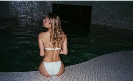 Chloe Nissanoff only fans sex