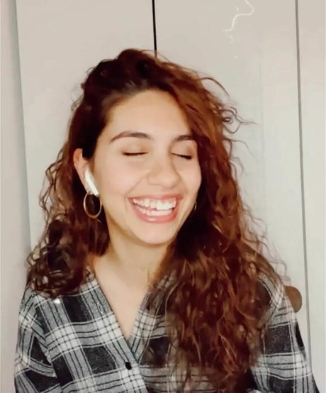 Alessia Cara onlyfans leak naked