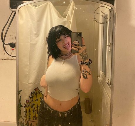 Adrianna Cooletti onlyfans xx