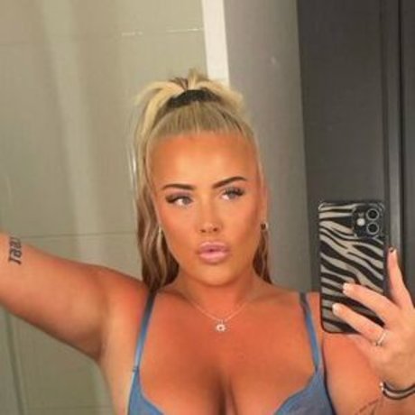 Libby Stokes pics onlyfans