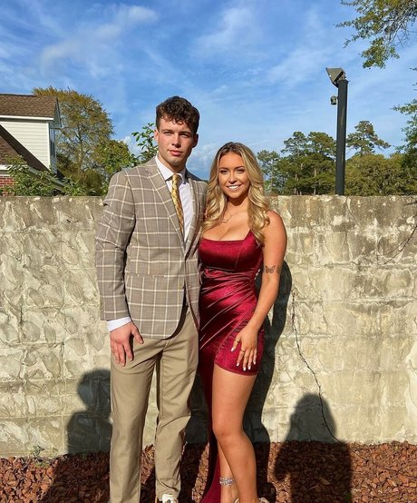 Caitlin Betterly only fans leaks