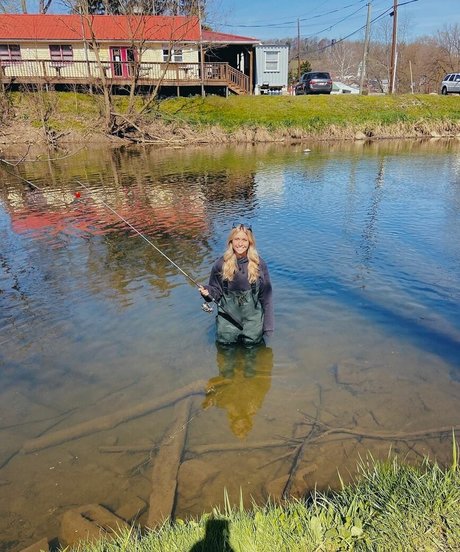 Caitlin Betterly onlyfans leaked free