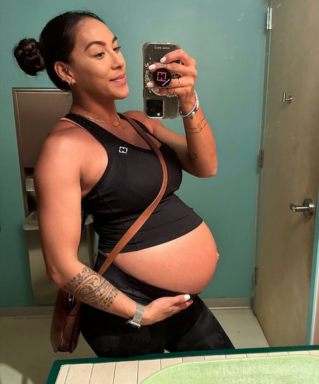 Hannah Eden Fitness onlyfans model