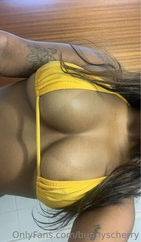 Bunnyscherry only fans photos
