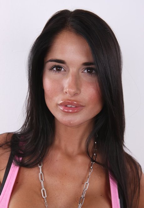 Nikola Jiraskova naked onlyfans pics