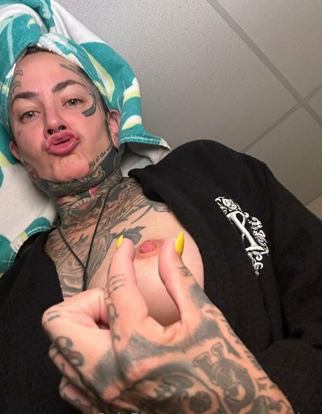 Vero Venturing nudes onlyfans