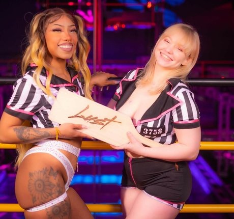 Acidhousecat onlyfans pics