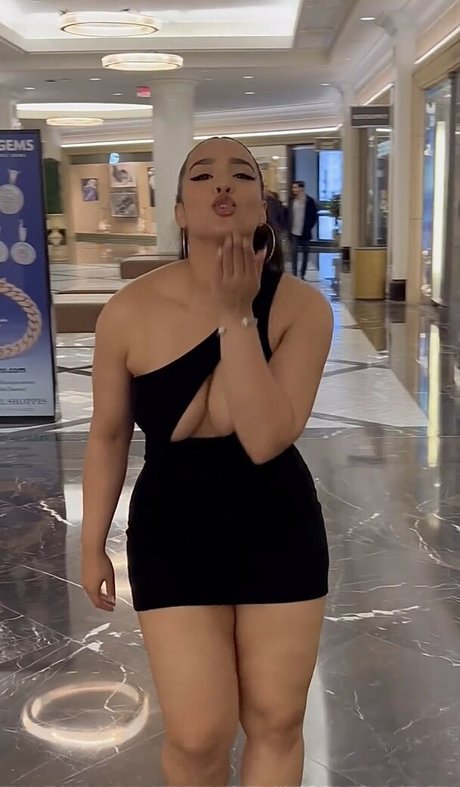 Demetria Obilor nude onlyfans