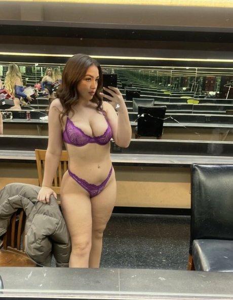 Cassie Lenoir leak onlyfans nude