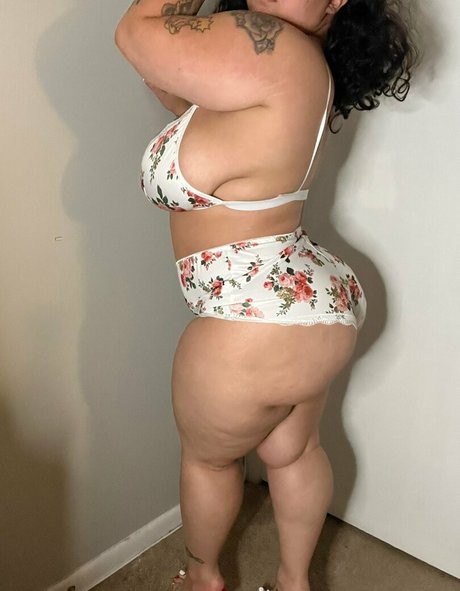 cubanaredd  illustration