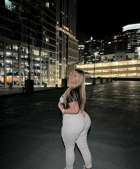 Simplylindzz nude onlyfans pics