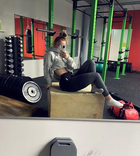 Ronjalexandra nude onlyfans pics