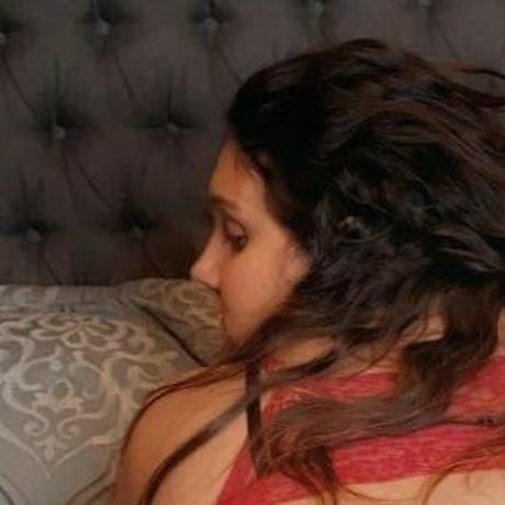 Itsthecleavagequeen onlyfans topless