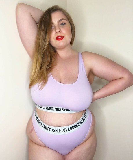 Lauren Dungey sexy onlyfans