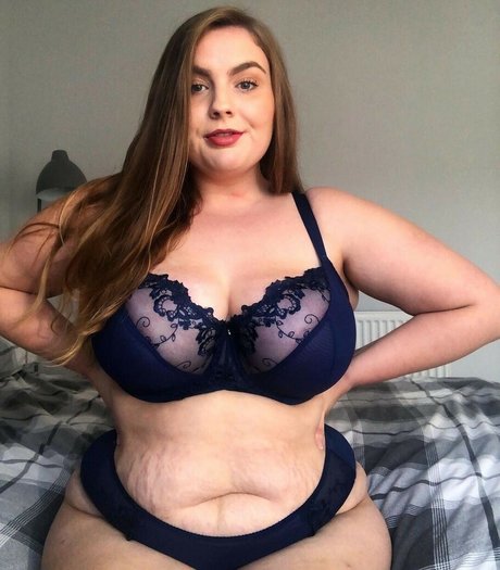 skinny shemale onlyfans naked view