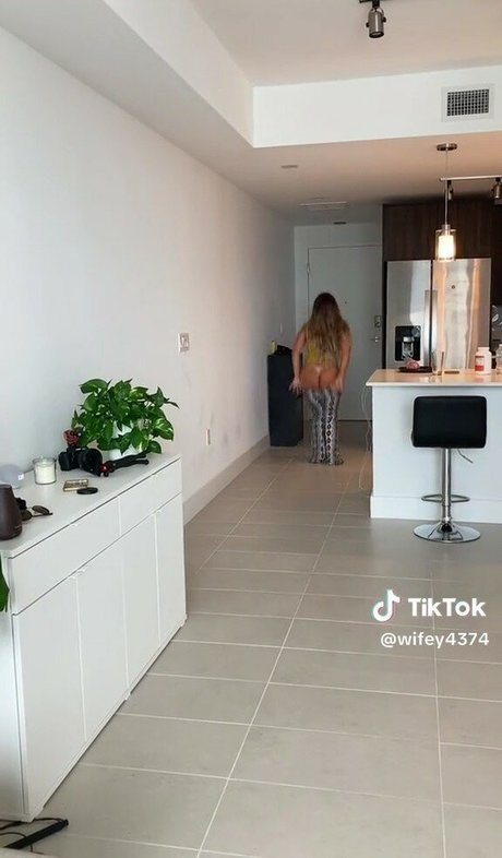 Fcknpeach porn leaked onlyfans