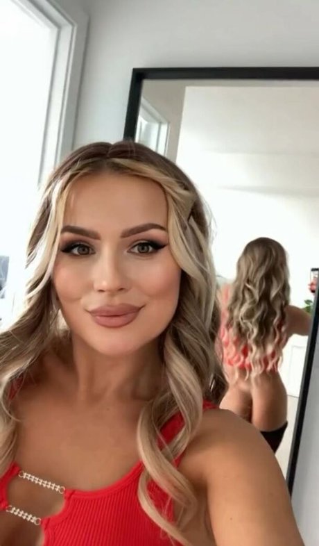 Fcknpeach onlyfans page