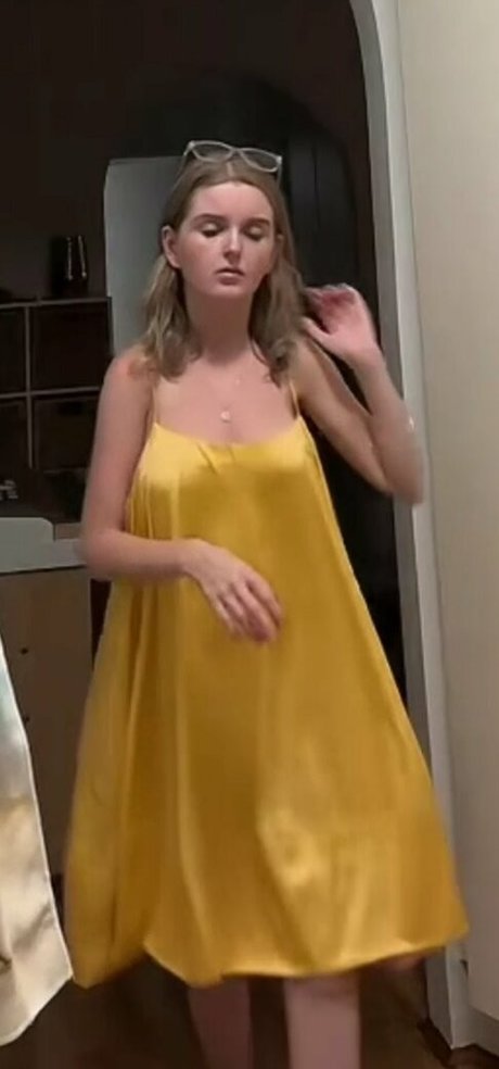 Keepingupwithliv onlyfans x