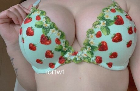 rortwt onlyfans nude pictures