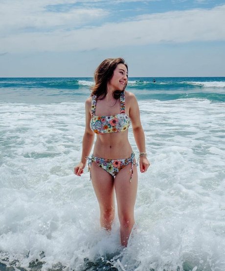 Ava Cantrell  negative