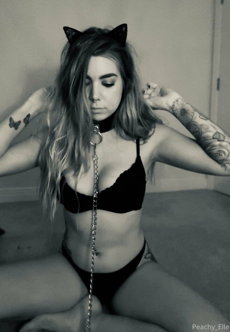 ellehart free naked leaked onlyfans