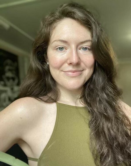 Caley Chisholm onlyfans leaks nudes