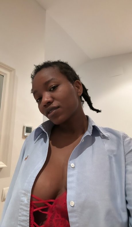 a desuwa__ naked onlyfans