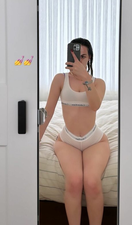 oznrgvn onlyfans topless