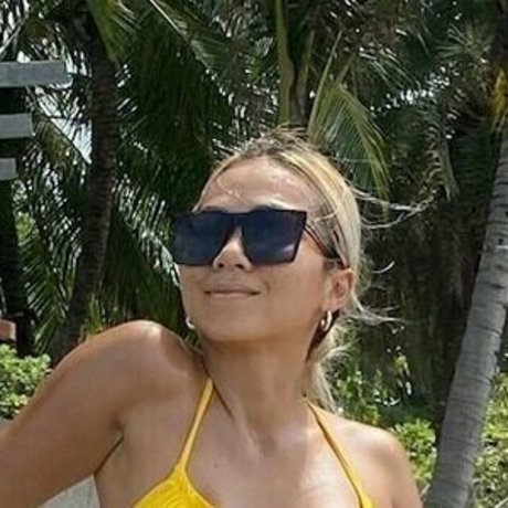 sashastoneasia onlyfans gratis