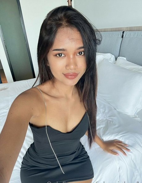 inkyminkee1 onlyfans striptease