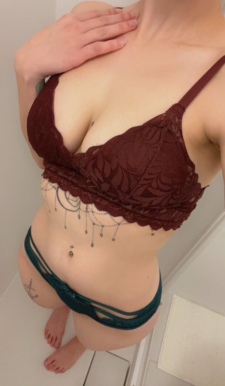 Littlesin16 onlyfans free