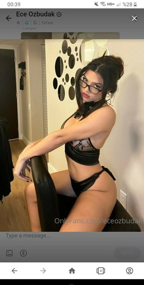 Ece Ozbdk onlyfans nude leak