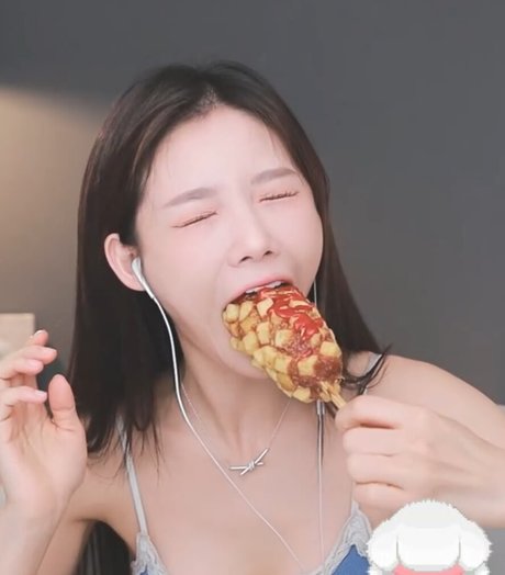 sara44244 onlyfans porn nude