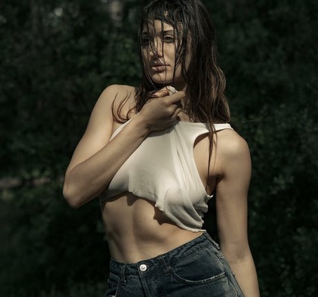 Shira Aizner nudes only fans