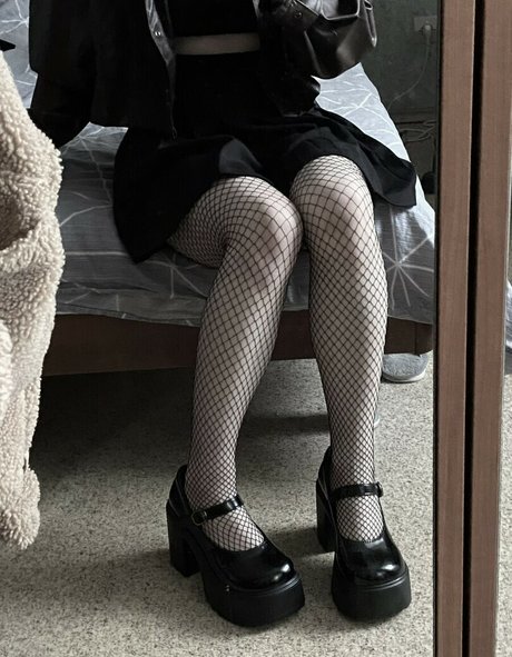 Vwemor porn onlyfans