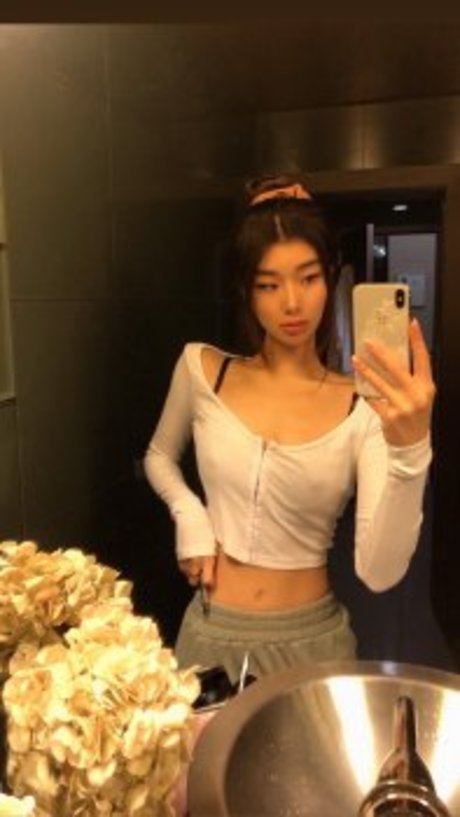 Mari Bambei_ onlyfans explicit content