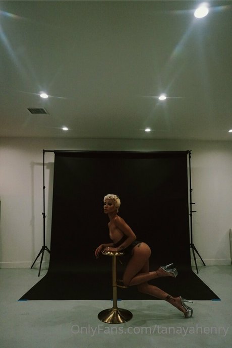 Tanaya Henry onlyfans pics