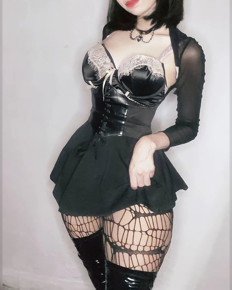 Lily waifu onlyfans strip tease