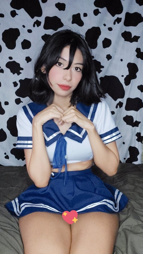 Lily waifu onlyfans model images