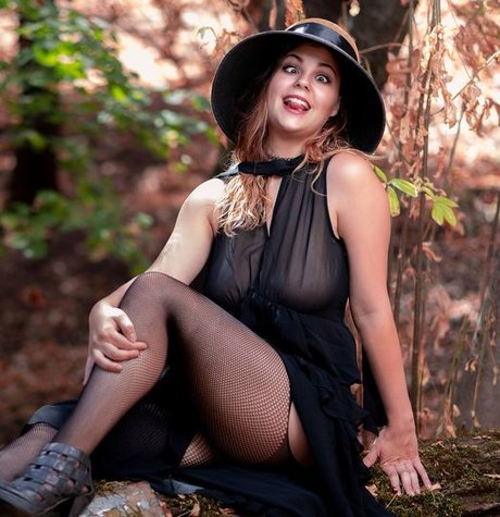 Rachelle Chelle Smith Profile image