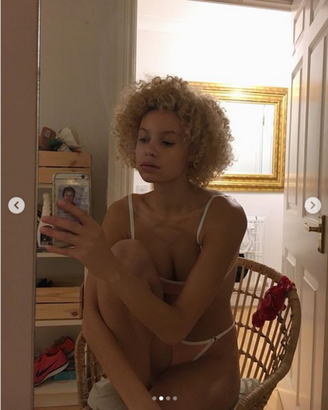 beautiful babe onlyfans nude scan