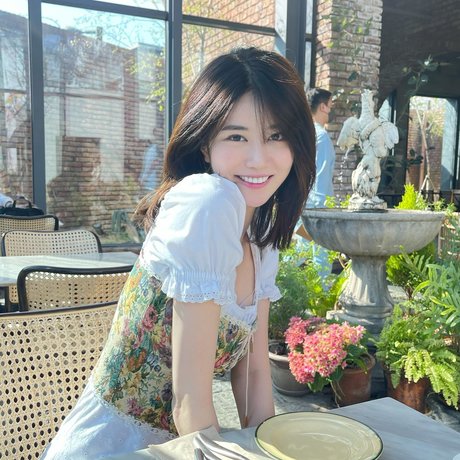 Lee Hayun_ hot onlyfans