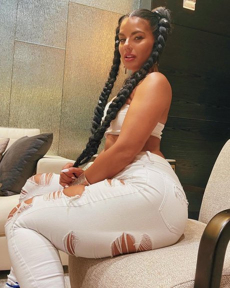 Natalia Pitti onlyfans porn