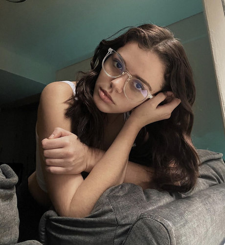 Audra Grace Johnson onlyfans leaks