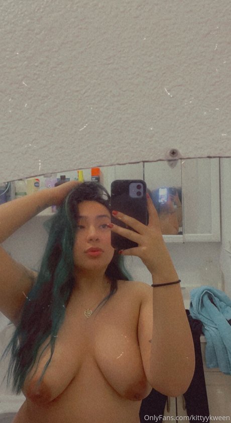 _halloween lily leaked onlyfans pictures