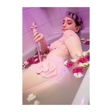 Jazmin Pastela only fans pics